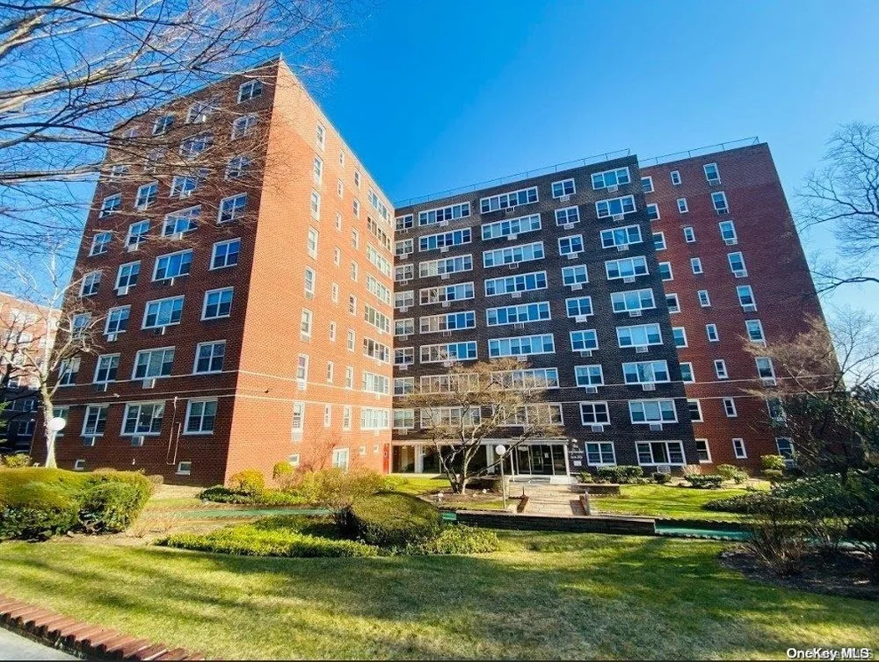 Unit for sale at 164-20 Highland Avenue, Jamaica, NY 11432
