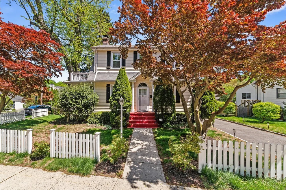 Unit for sale at 561 Ashford Avenue, Greenburgh, NY 10502
