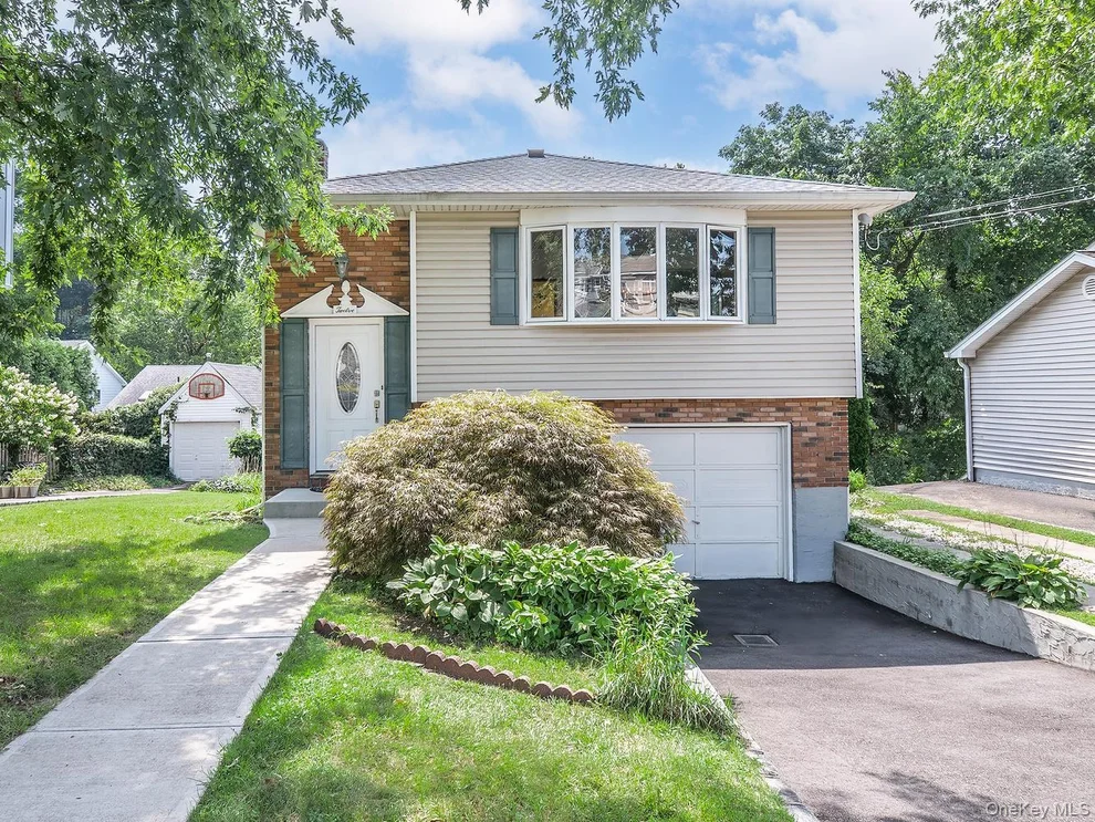 Unit for sale at 12 3rd Avenue, North Hempstead, NY 11050