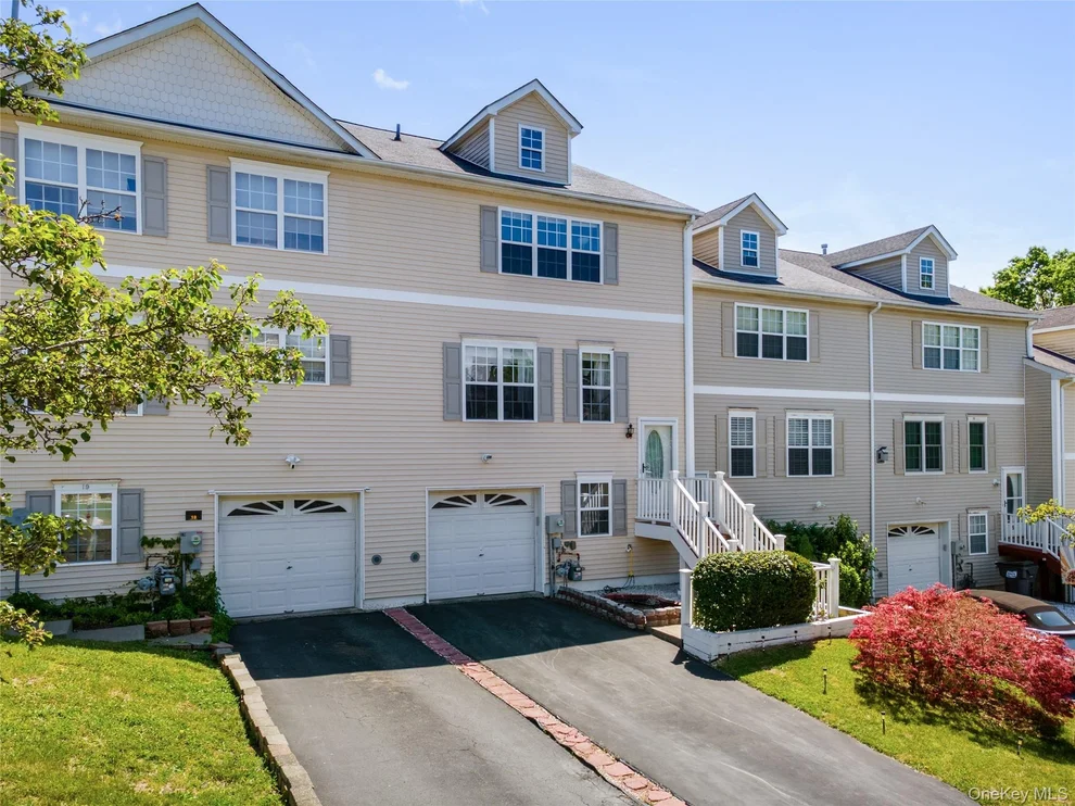 Unit for sale at 21 Evan Court, Middletown, NY 10940