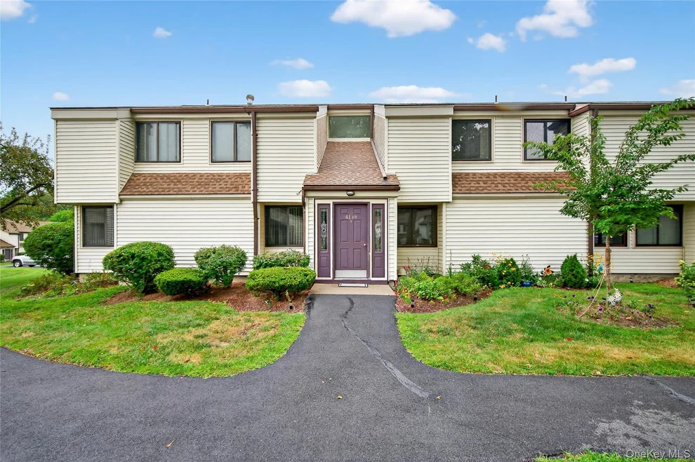 Unit for sale at 41 Jefferson Oval, Yorktown, NY 10598