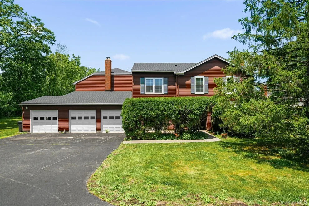 Unit for sale at 37 Candlestick Court, Warwick (Town), NY 10990