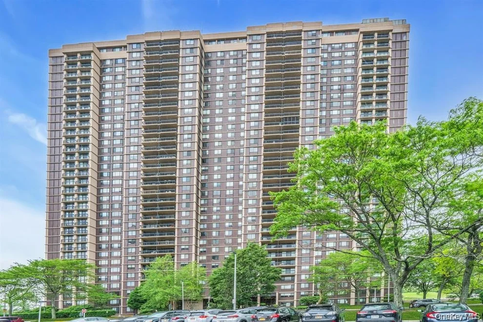 Unit for sale at 269-10 Grand Central Parkway, New York, NY 11005