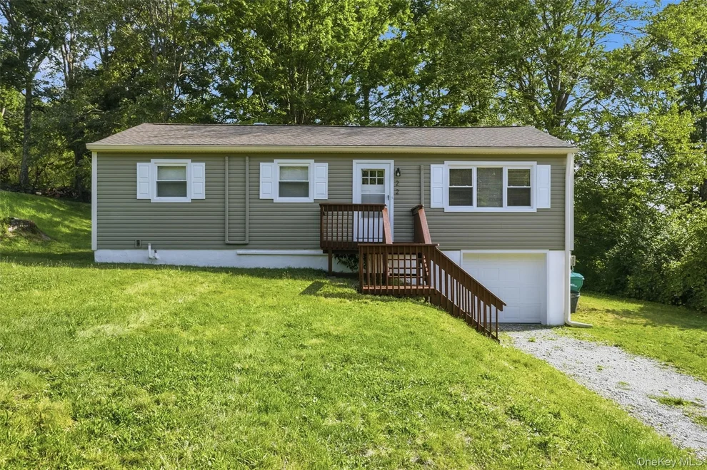 Unit for sale at 22 W Marshall Drive, Hyde Park, NY 12601