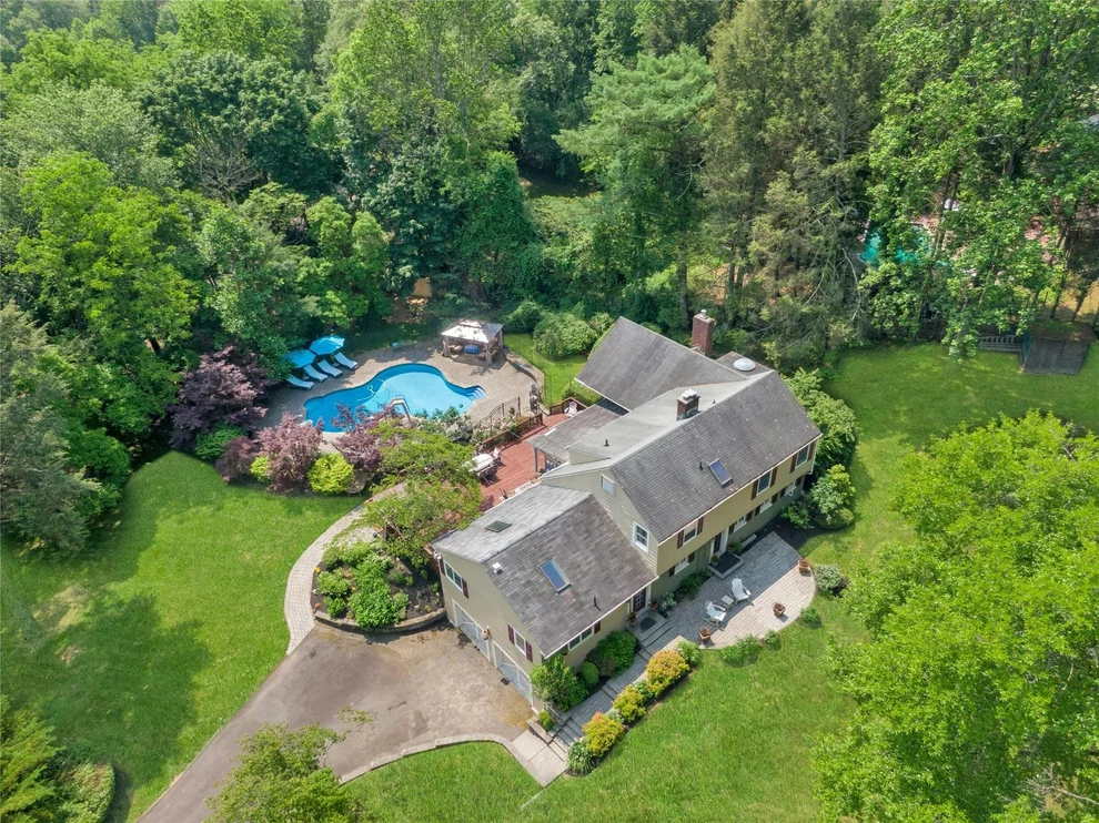 Unit for sale at 9 Van Houten Fields, Clarkstown, NY 10994