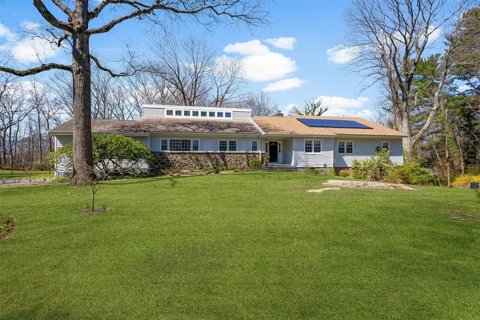 Unit for sale at 1030 Old White Plains Road, Mamaroneck, NY 10543