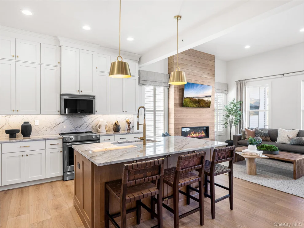 Unit for sale at 2079 Summit Loop, Carmel, NY 10512