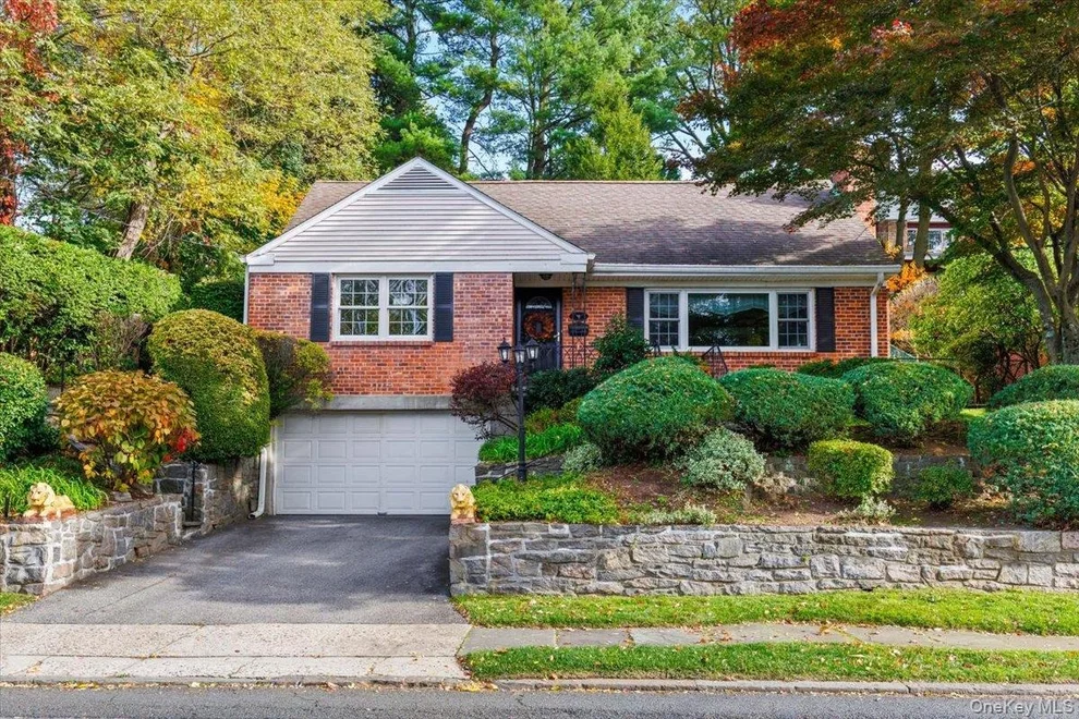 Unit for sale at 52 Windsor Terrace, Yonkers, NY 10701