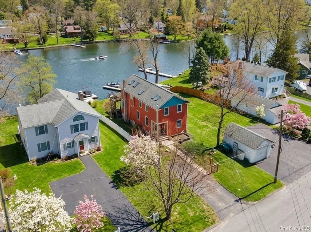 Unit for sale at 44 Linden Avenue, Warwick (Town), NY 10925