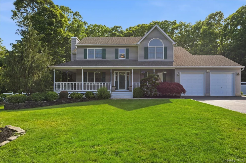 Unit for sale at 77 N Woods Road, Riverhead, NY 11933