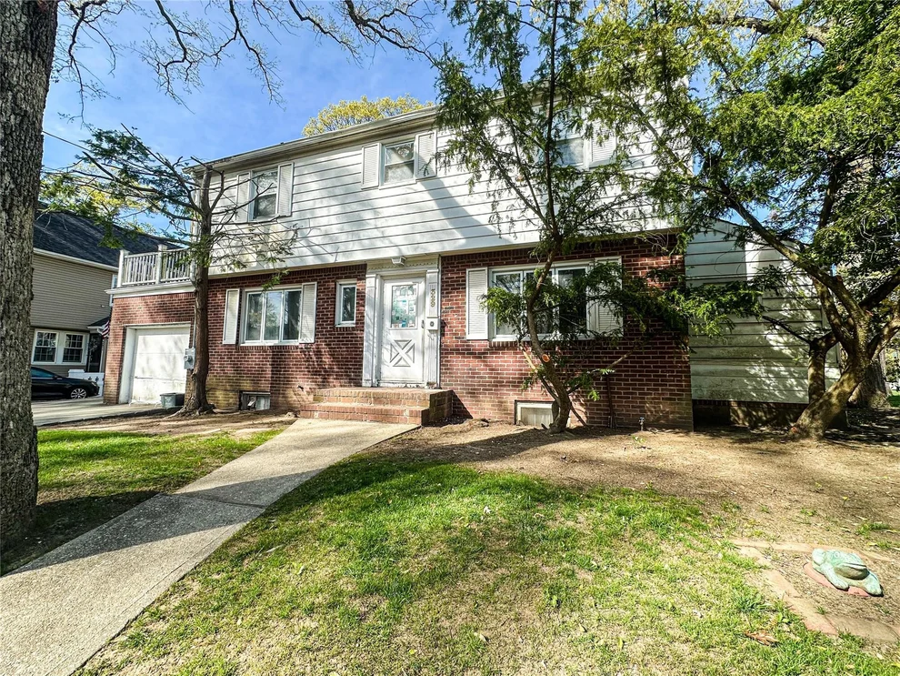 Unit for sale at 329 E Euclid Street, Hempstead, NY 11580
