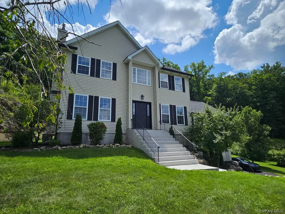 Unit for sale at 41 Hickory Road, Ramapo, NY 10974