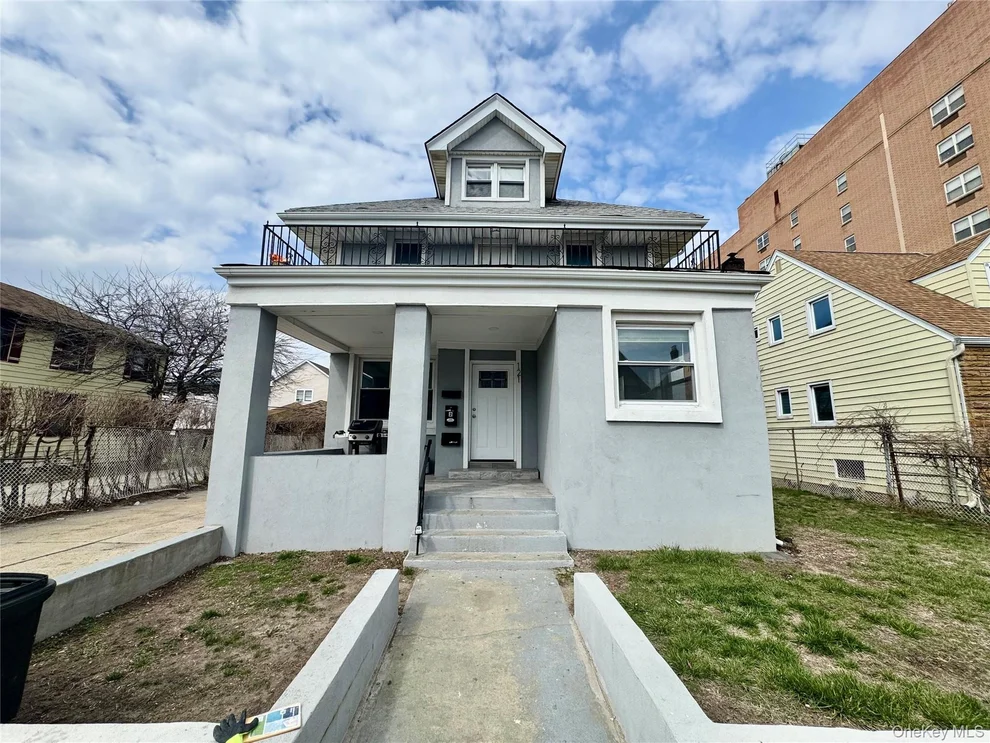 Unit for sale at 121 W Chester Street, Long Beach, NY 11561