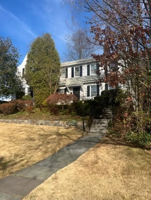 Unit for sale at 52 Laurel Place, New Rochelle, NY 10801