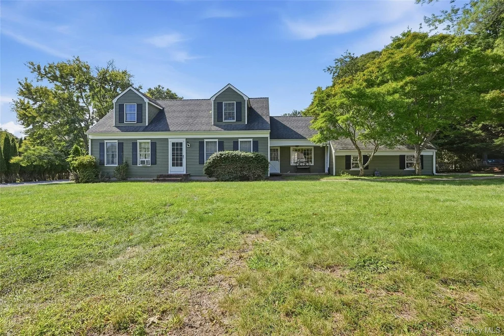 Unit for sale at 43 Farm Road N, Riverhead, NY 11792