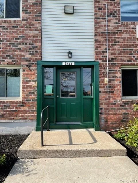 Unit for sale at 2453 D Union Boulevard, Islip, NY 11751