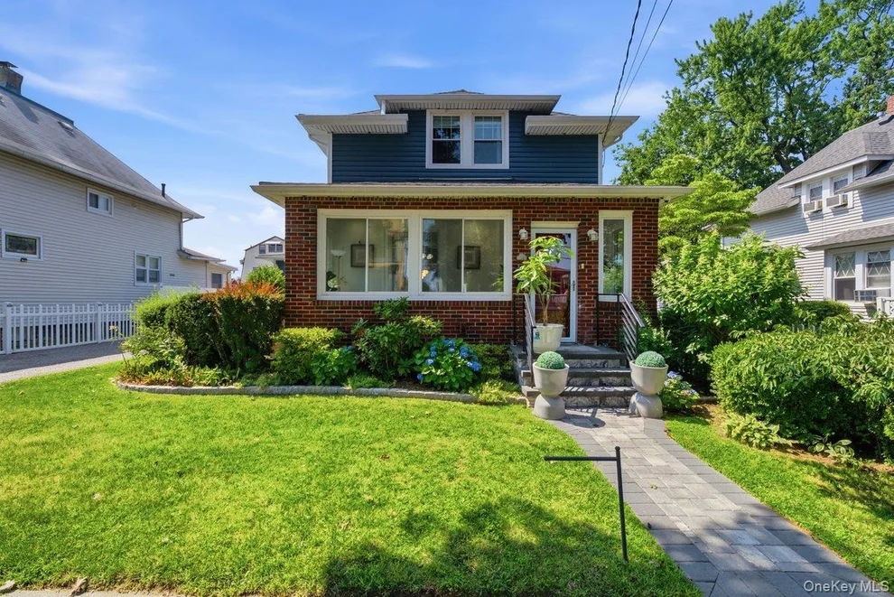 Unit for sale at 123 Briggs Avenue, Yonkers, NY 10701
