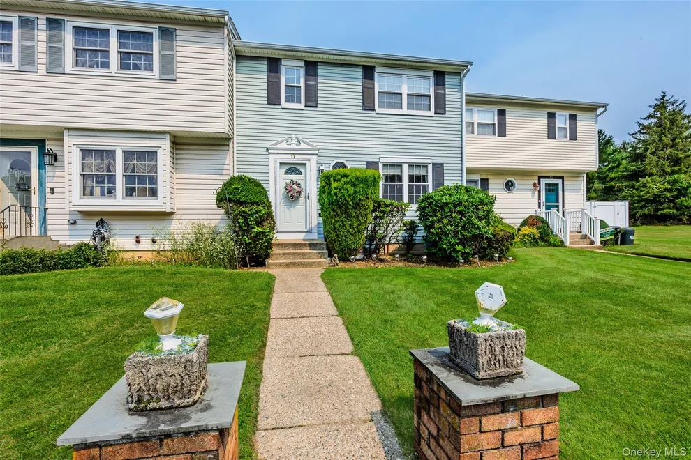Unit for sale at 11 Monitor Court, Brookhaven, NY 11727