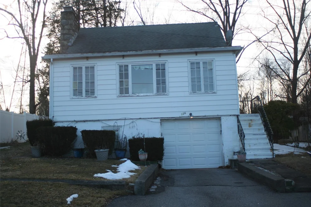 Unit for sale at 126 Topland Road, Carmel, NY 10541