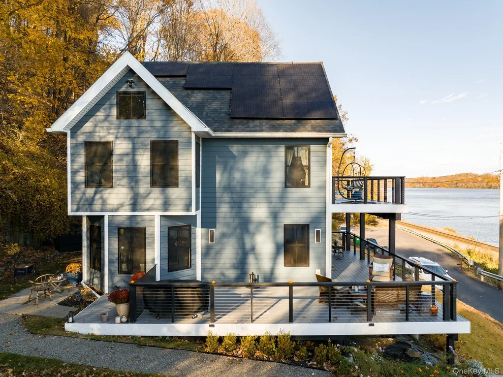 Unit for sale at 5 Willow Dock Road, Lloyd, NY 12528