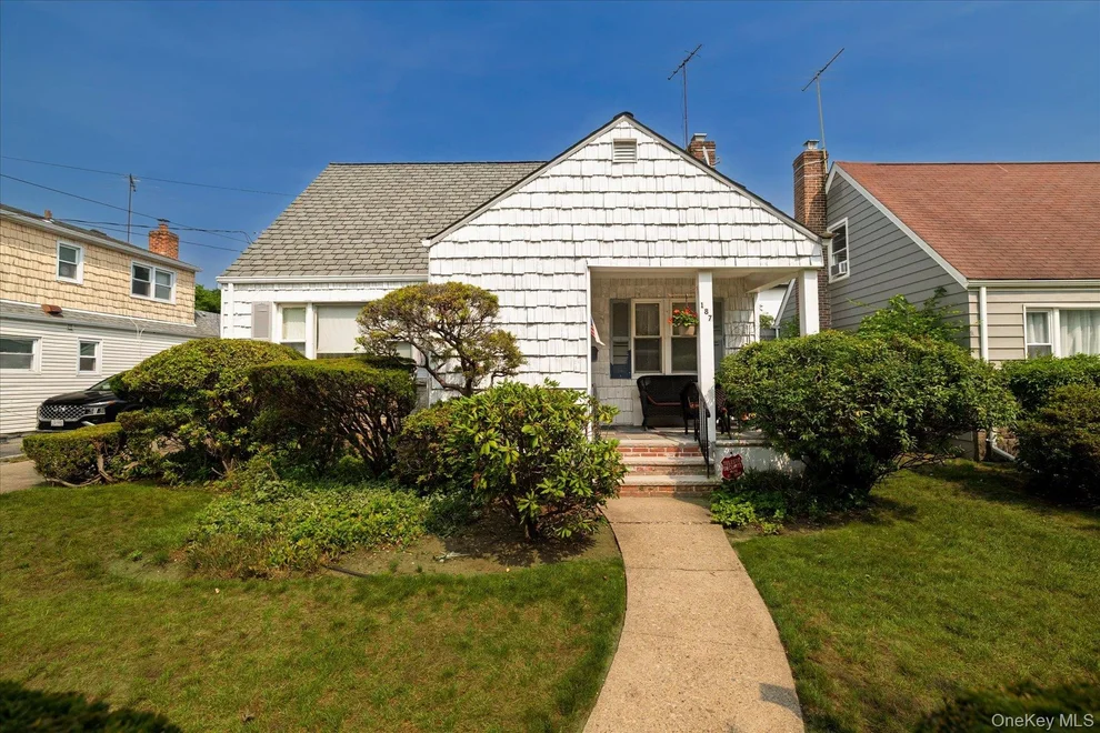 Unit for sale at 187 Raff Avenue, Hempstead, NY 11001