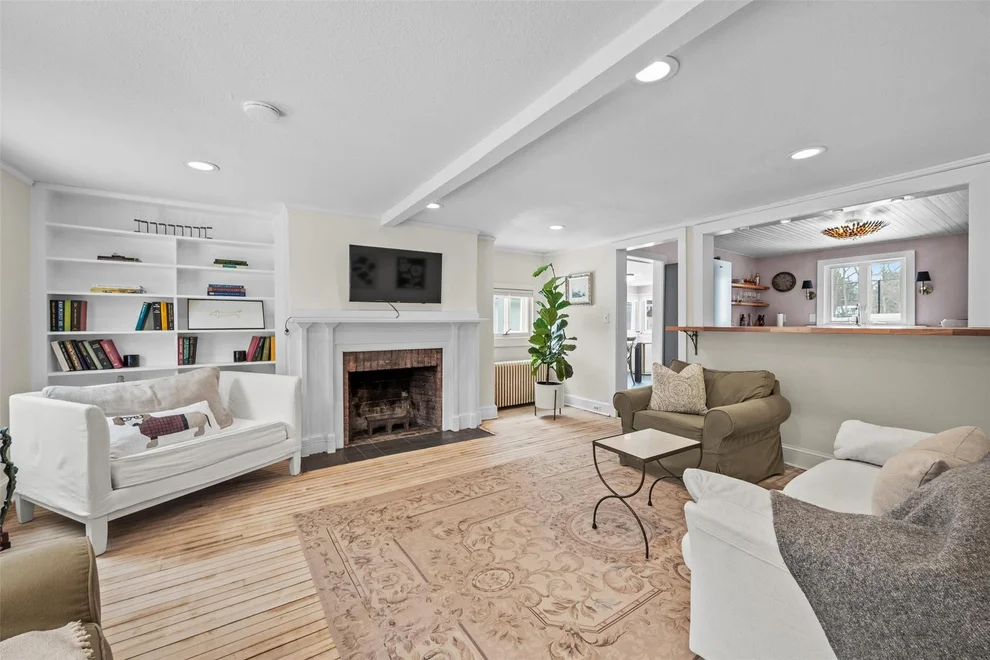 Unit for sale at 22 River Avenue, Cornwall, NY 12520
