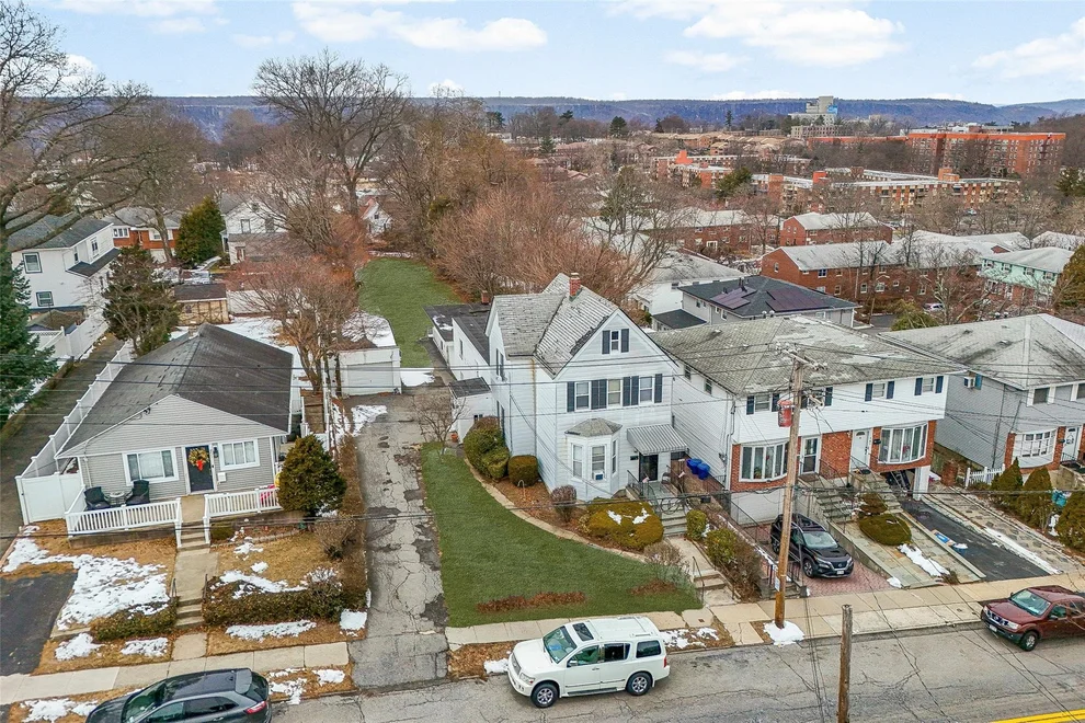 Unit for sale at 453 Bellevue Avenue, Yonkers, NY 10703