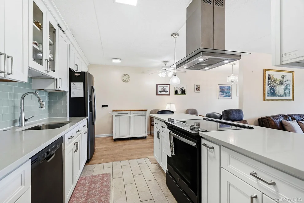 Unit for sale at 200 High Point Drive, Greenburgh, NY 10530
