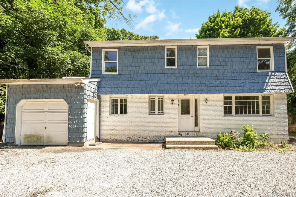 Unit for sale at 216 Woodbury Road, Oyster Bay, NY 11797