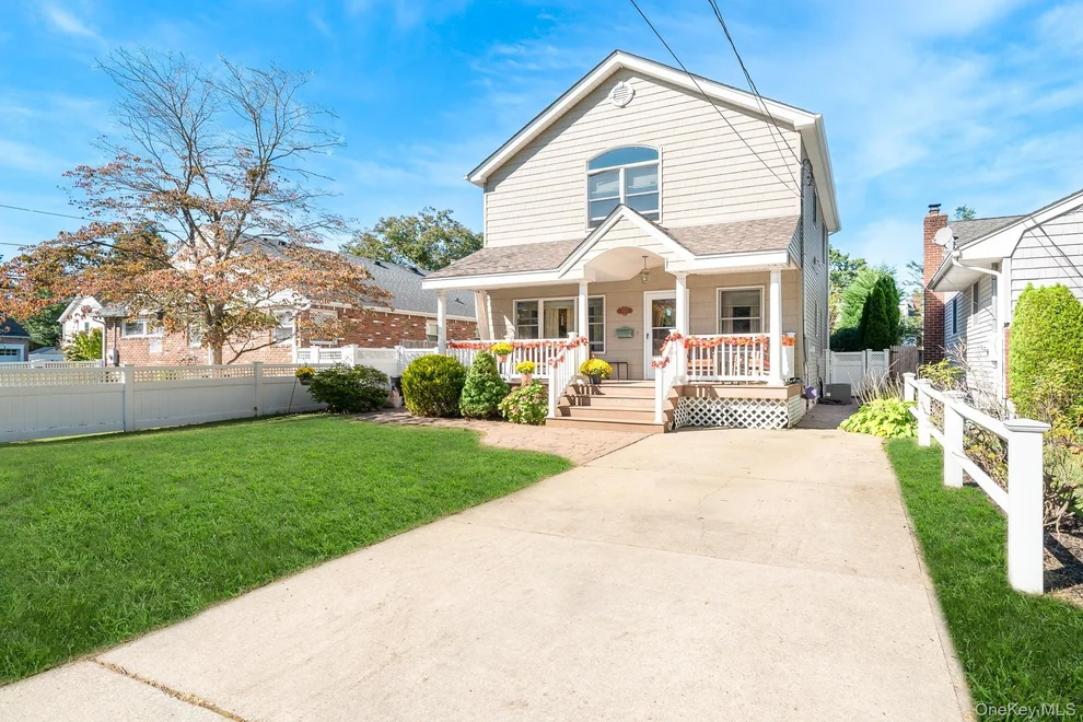 Unit for sale at 3615 Franklin Street, Hempstead, NY 11793