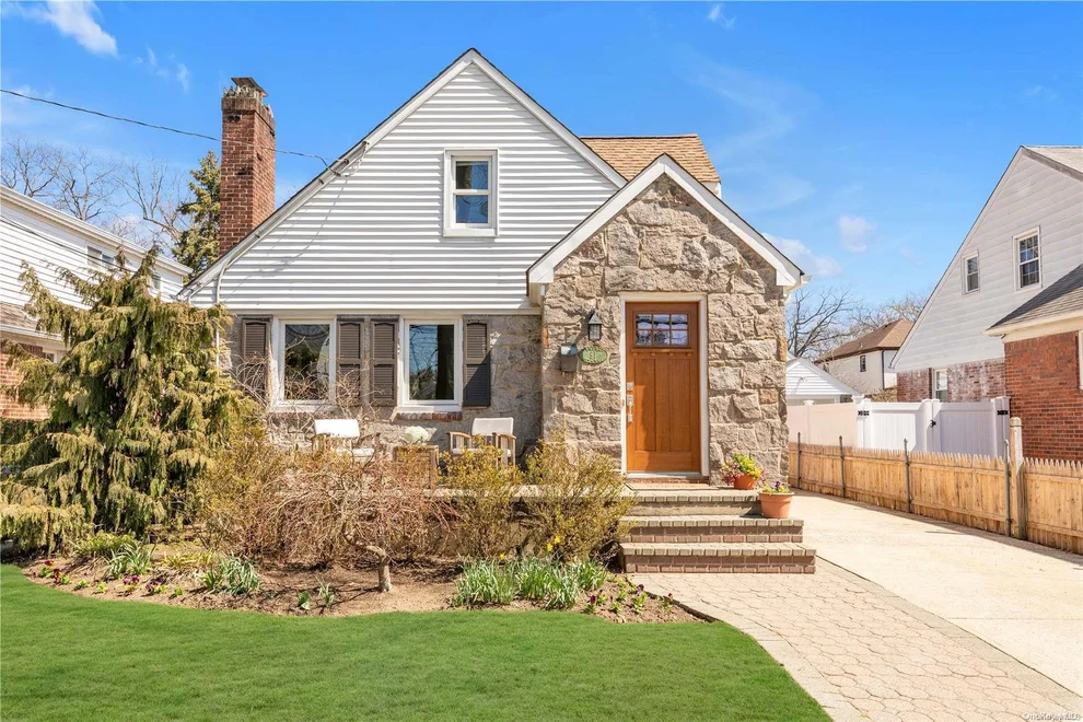 Unit for sale at 91 Fenimore Street, Hempstead, NY 11563
