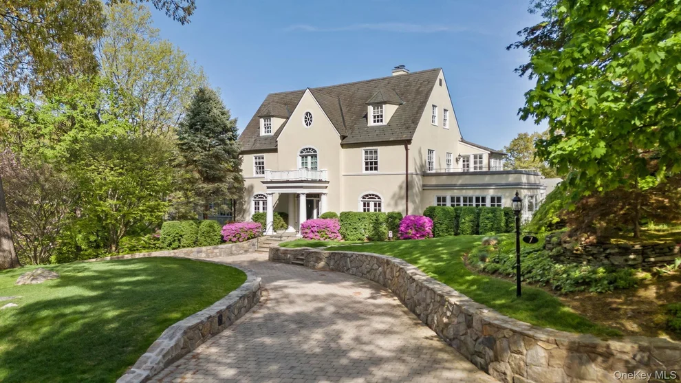 Unit for sale at 7 Plateau Circle W, Eastchester, NY 10708