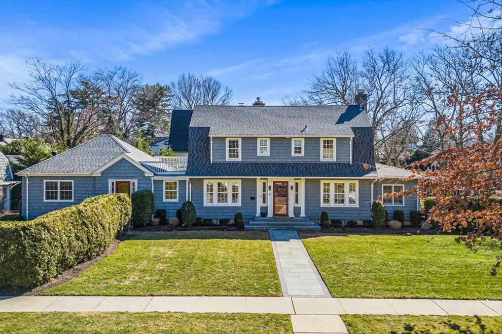 Unit for sale at 20 Chestnut Street, Hempstead, NY 11530