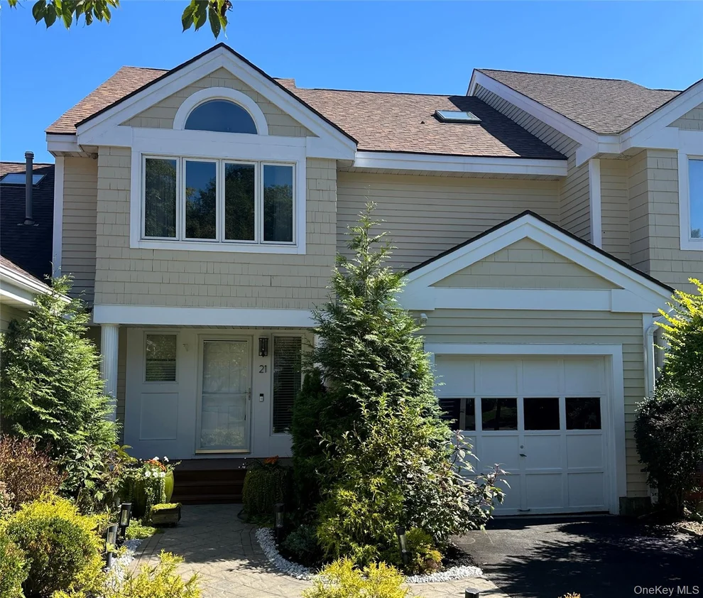 Unit for sale at 21 Twin Ponds Drive, Kingston, NY 12401