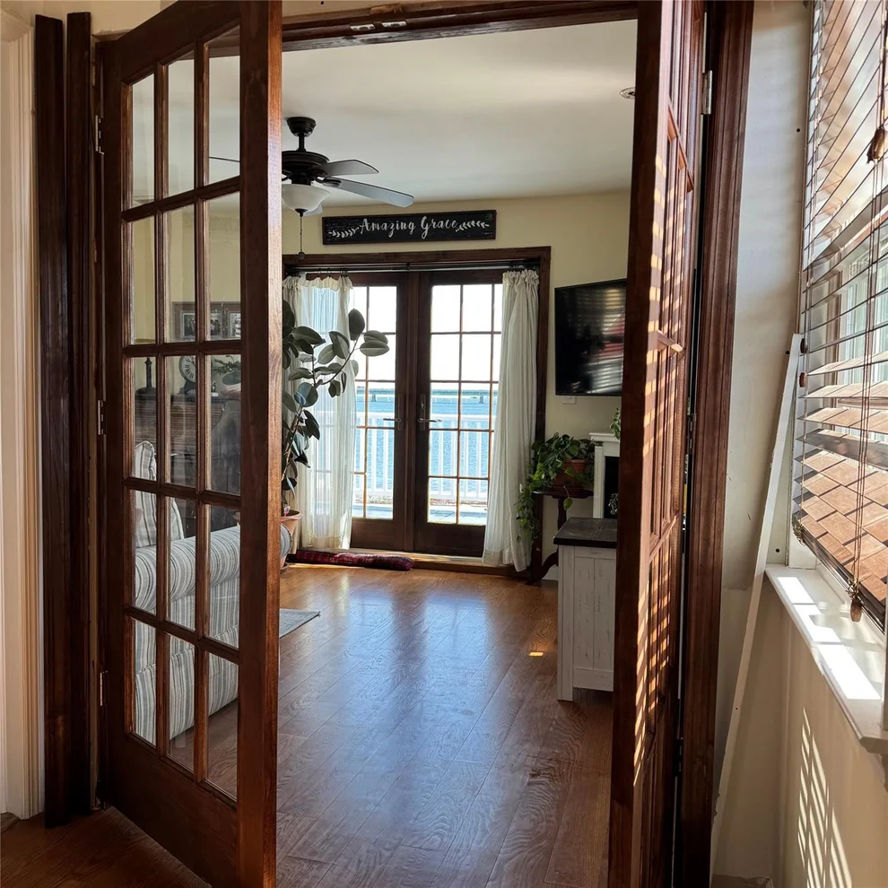 Unit for sale at 2 Schuyler Terrace, New York, NY 10465