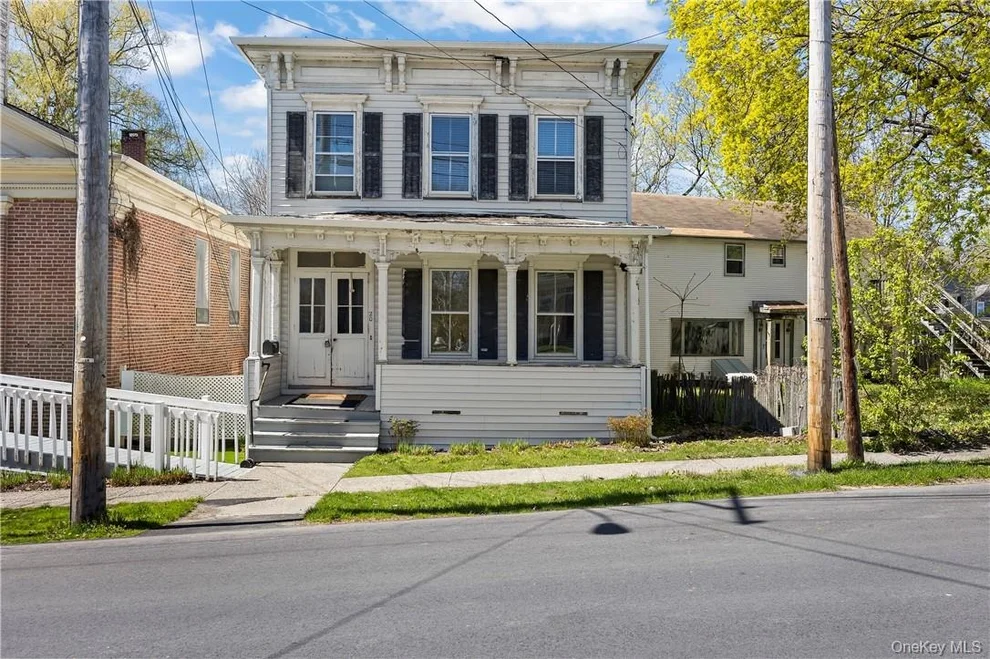 Unit for sale at 20 N Franklin Street, Athens, NY 12015