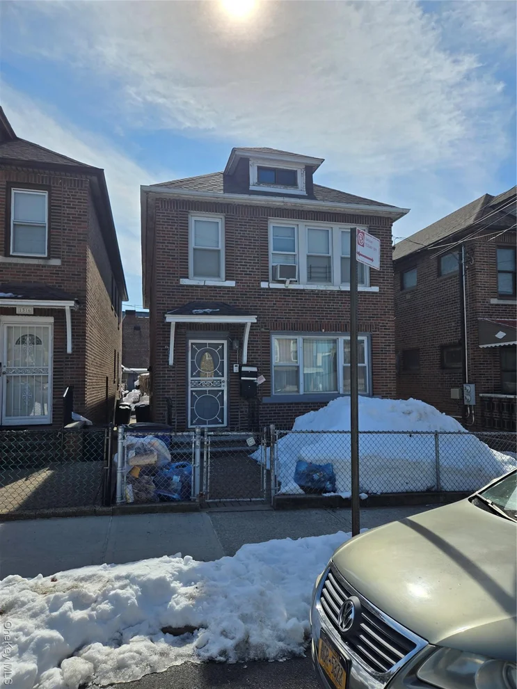 Unit for sale at 1314 Givan Avenue, New York, NY 10469