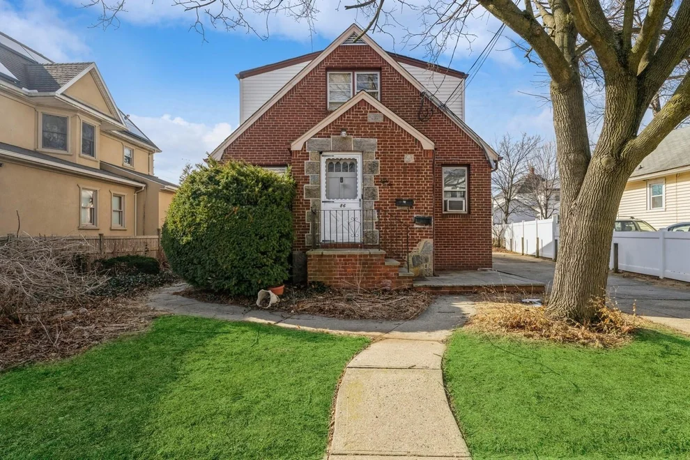 Unit for sale at 86 E Mineola Avenue, Hempstead, NY 11580