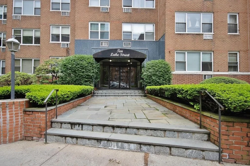 Unit for sale at 10 Lake Street, White Plains, NY 10603
