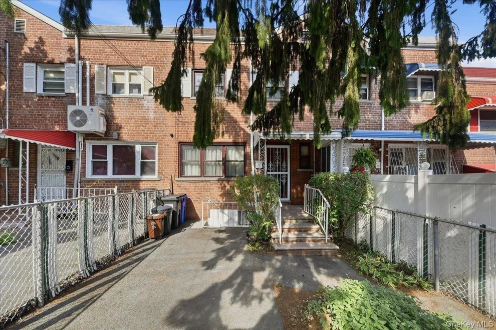Unit for sale at 3310 Gunther Avenue, New York, NY 10469