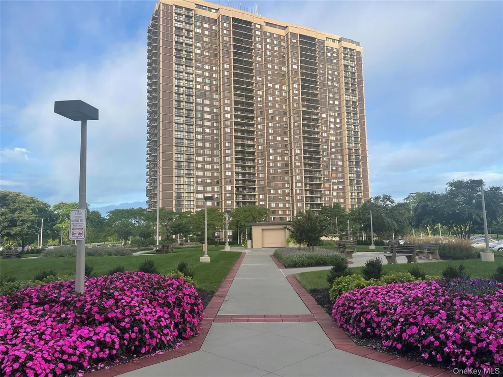 Unit for sale at 27110 Grand Central Parkway, New York, NY 11005