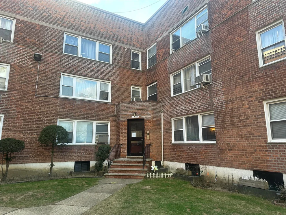 138-32 68th Drive