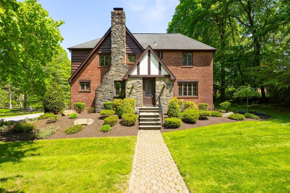 Unit for sale at 38 Loockerman Avenue, Poughkeepsie, NY 12601