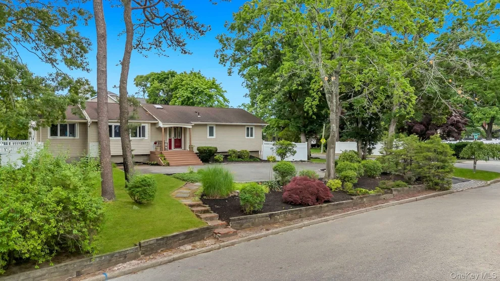 Unit for sale at 93 Midwood Avenue, Smithtown, NY 11767