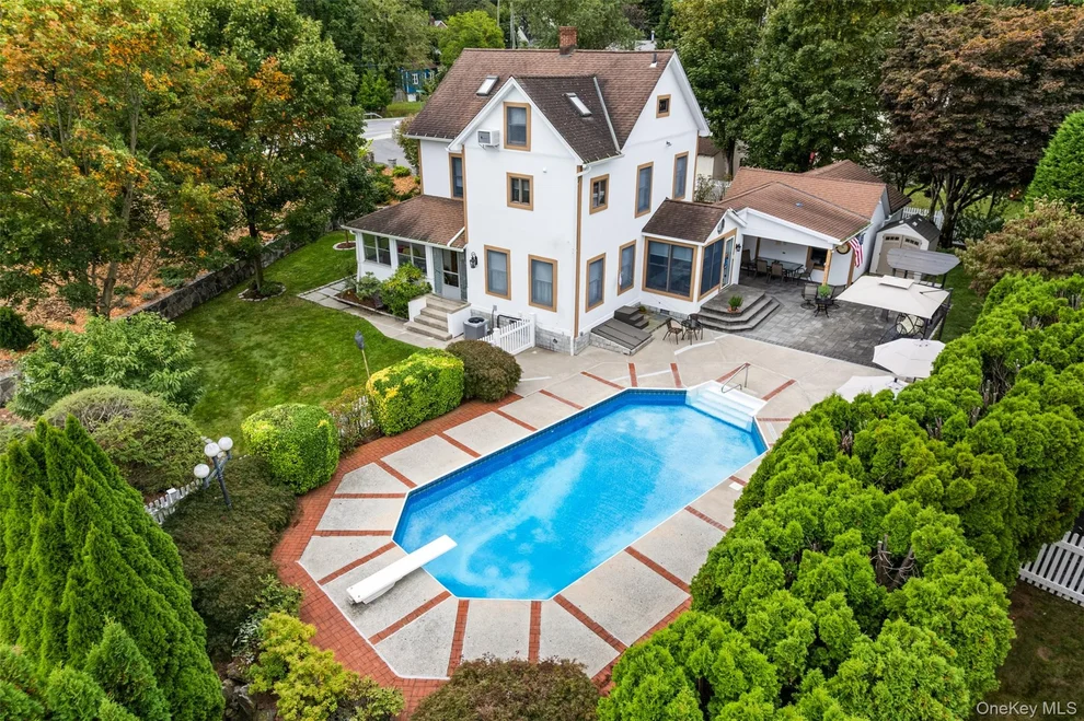 Unit for sale at 83 Ravensdale Road, Greenburgh, NY 10706