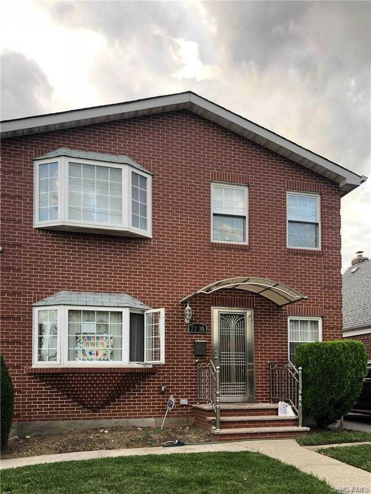 Unit for sale at 77-30 Little Neck Pkwy, New York, NY 11004