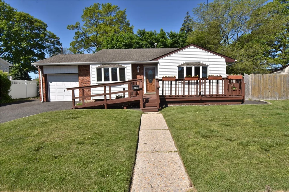 Unit for sale at 324 W 16th Street, Babylon, NY 11729