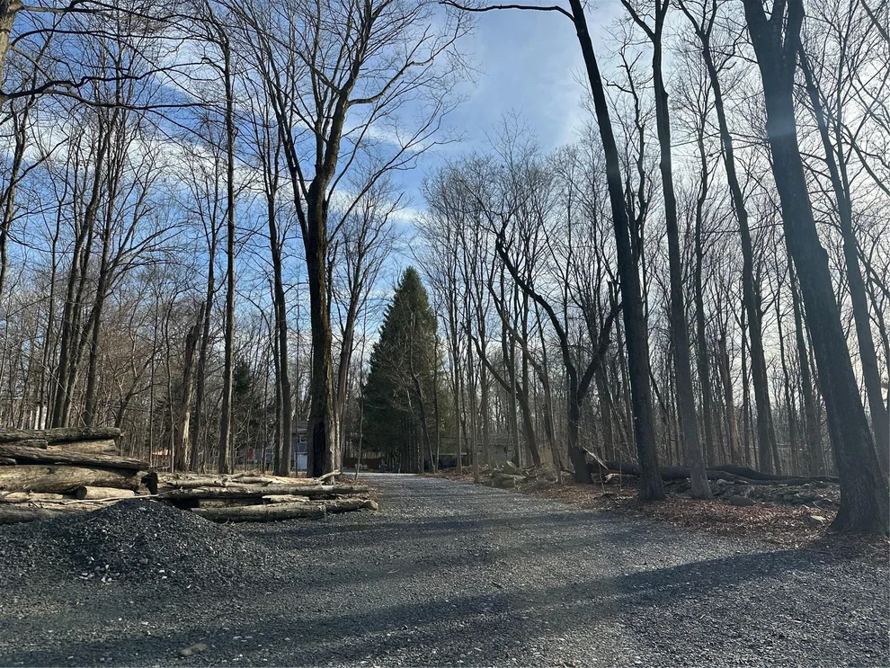 Unit for sale at Sarvis Lane, Newburgh (Town), NY 12550
