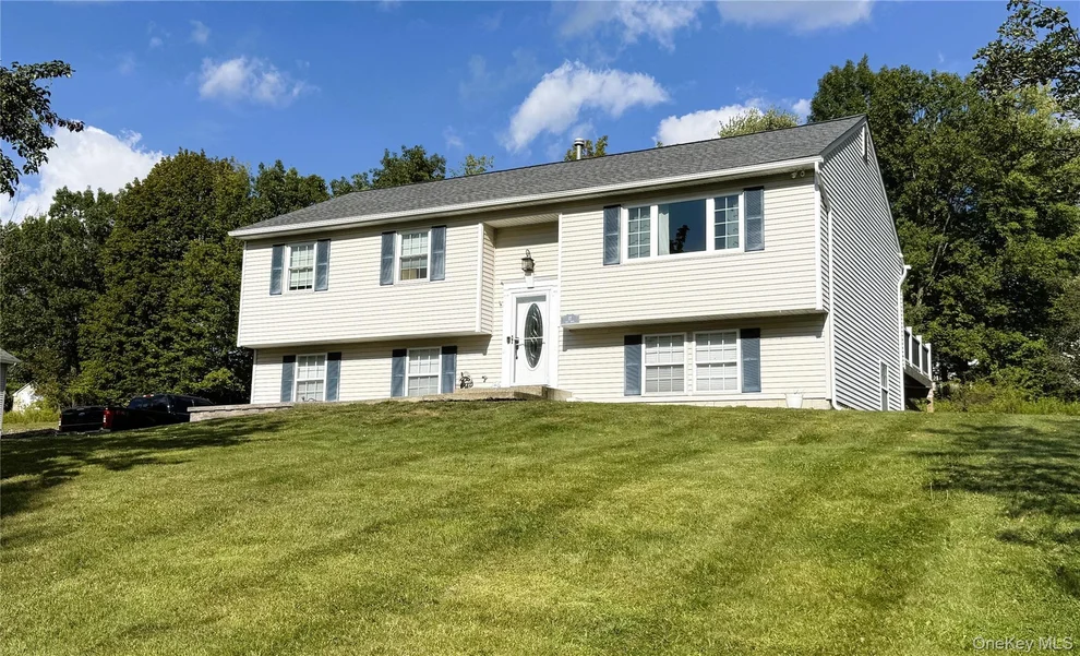 Unit for sale at 12 Yale Drive, Woodbury, NY 10930