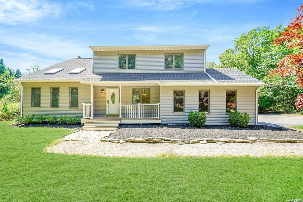 Unit for sale at 304 Weeks Avenue, Brookhaven, NY 11949